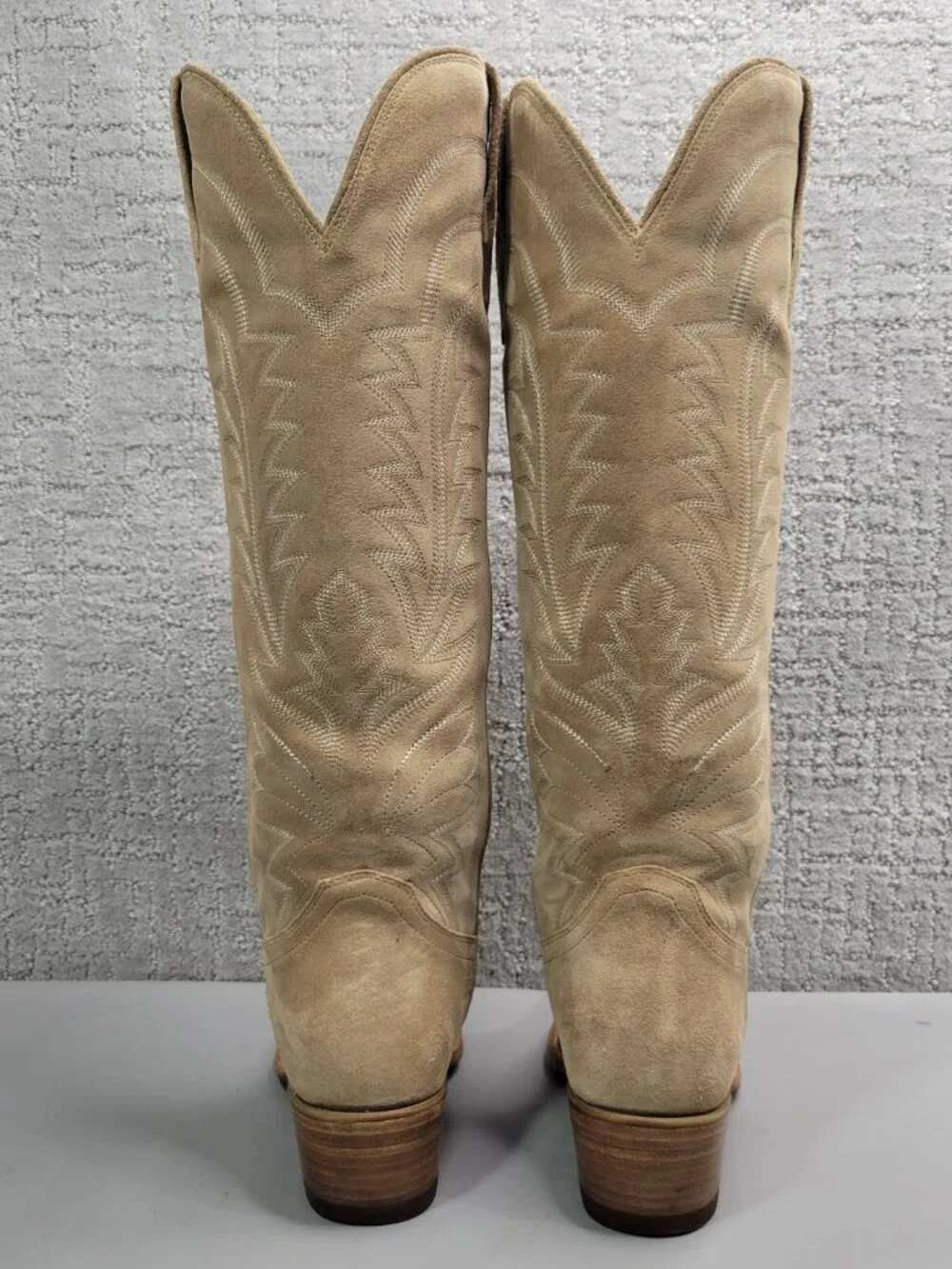 Tecovas The Abby Women's Size US 6.5BW Driftwood Suede Cowgirl Boots.